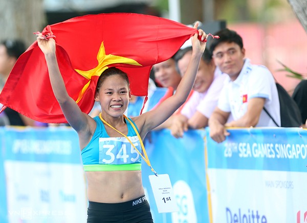 Ban tin SEA Games 28 toi 6/6: Boi loi gat vang cho VN-Hinh-2