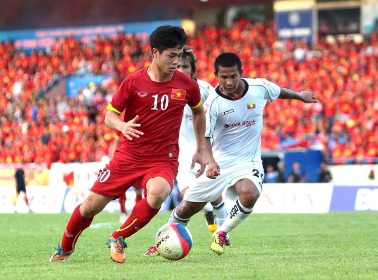 U23 Myanmar - U23 VN: Tam ve vao chung ket rat gan