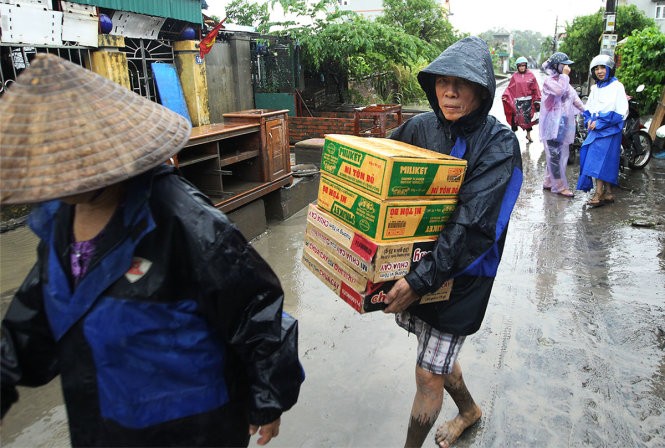 Mua lu o Quang Ninh: Nhung hinh anh dau long khi nuoc rut-Hinh-8