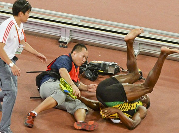 Vua ve nhat, Usain Bolt bi phong vien huc nga chong vo-Hinh-2