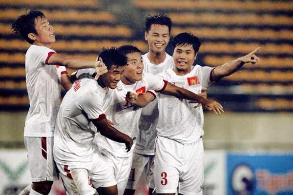 U19 Viet Nam -  U19 Thai Lan: Cong manh doi dau thu chac