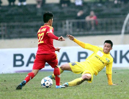 An phat nang voi hanh dong phi the thao tai V.League-Hinh-3