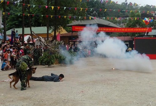 Than phuc vo thuat cua Bo doi Bien phong Viet Nam-Hinh-11