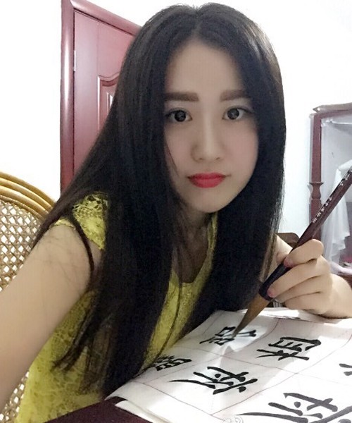 Co giao tieu hoc Trung Quoc xinh dep nhu hot girl-Hinh-9