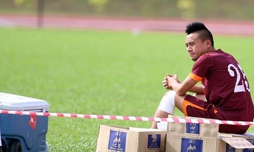HLV Miura goi Lam Ti Phong thay Huy Toan chan thuong