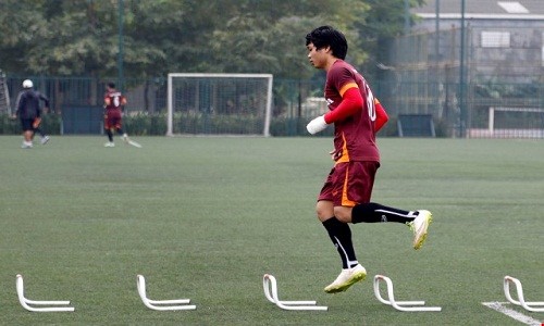 Cong Phuong gay tay, HLV Miura lo lang cho U23 VIet Nam-Hinh-2