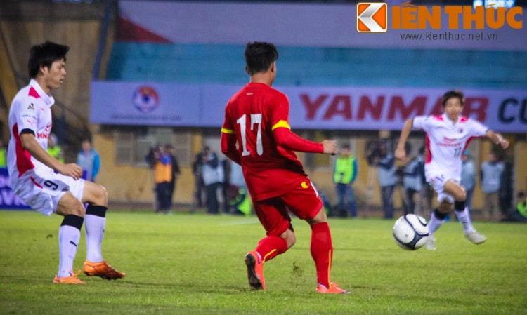 U23 Viet Nam hoa Osaka trong ngay Cong Phuong lam doi truong-Hinh-3