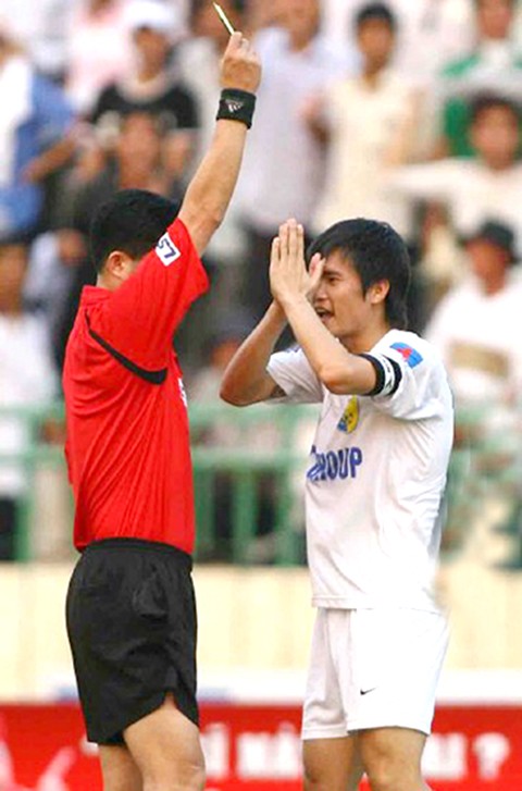 Vi sao Cong Vinh lai chon nganh luat de tien than?-Hinh-2