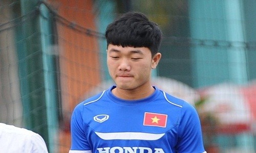 Xuan Truong nhan so ao “nhac truong” tai U23 Viet Nam