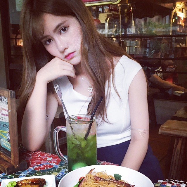 Hot girl boi ban Thai Lan khien dan mang day song-Hinh-7