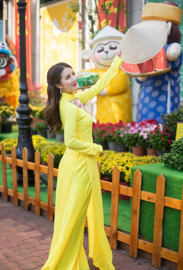 Hot girl Phan Thiet khoe anh ao dai vui Tet nguyen dan-Hinh-10