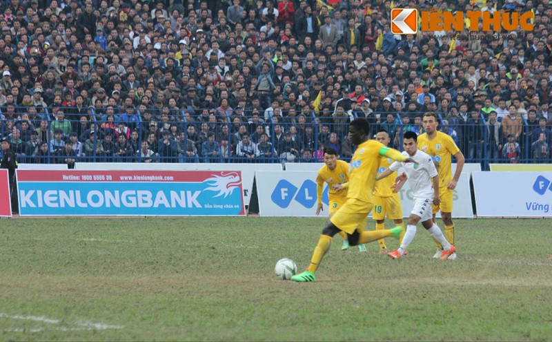 Thanh Hoa 3-0 Ha Noi T&amp;T: Mo man V.League hoanh trang-Hinh-11