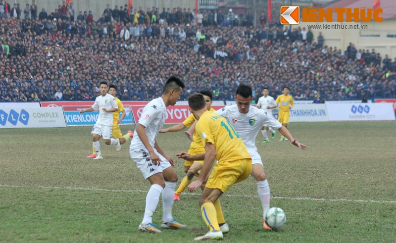 Thanh Hoa 3-0 Ha Noi T&amp;T: Mo man V.League hoanh trang-Hinh-13