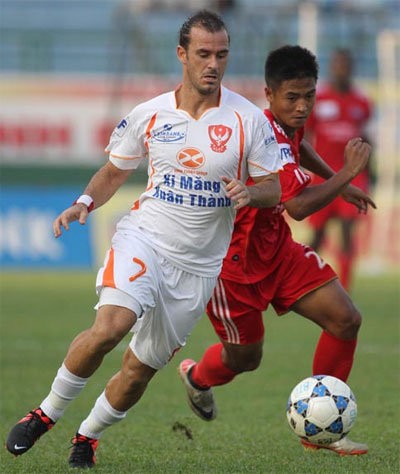 Nhung ngoai binh V.League huong luong cao nhat-Hinh-4