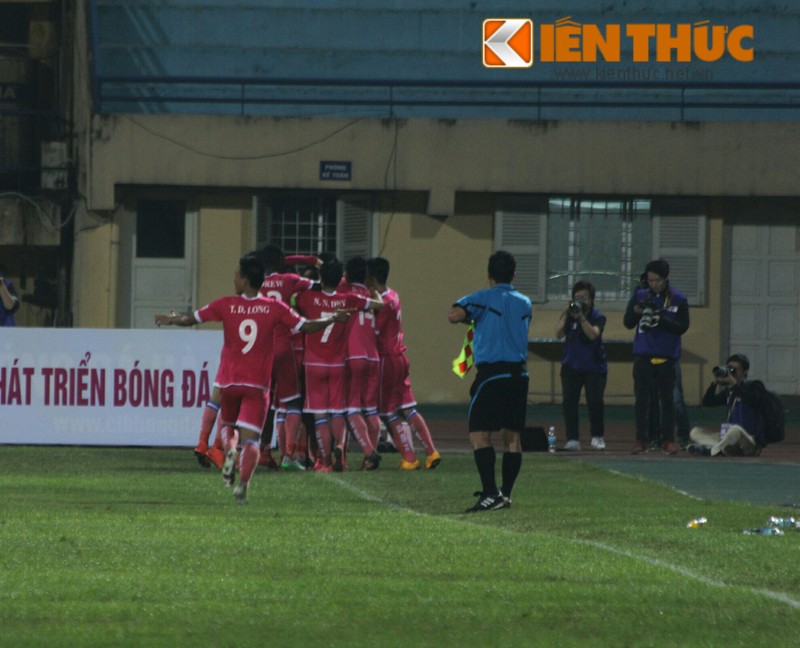 Vong 3 V.League 2016: Derby Ha Noi ruc lua-Hinh-12