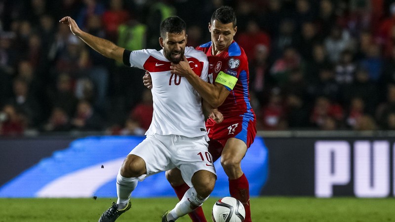 Arda Turan - chien binh dua nguoi Tho den VCK Euro 2016-Hinh-10