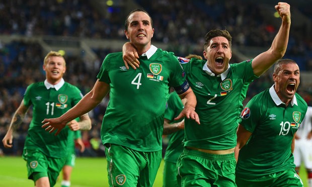 Euro 2016 CH Ireland - Thuy Dien: Co hoi de Ibrahimovic toa sang-Hinh-2