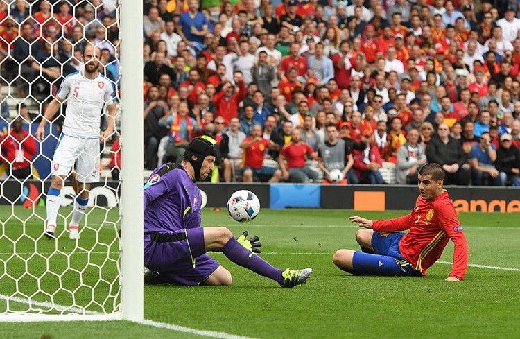 Anh Euro 2016 Tay Ban Nha 1 - 0 Czech: Pique pha 