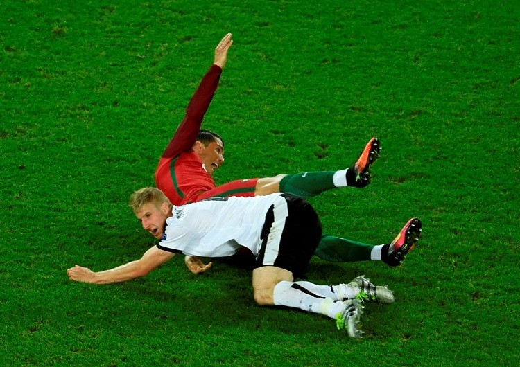 Anh Euro 2016 Bo Dao Nha 0-0 Ao: Ronaldo tiep tuc vo duyen-Hinh-11