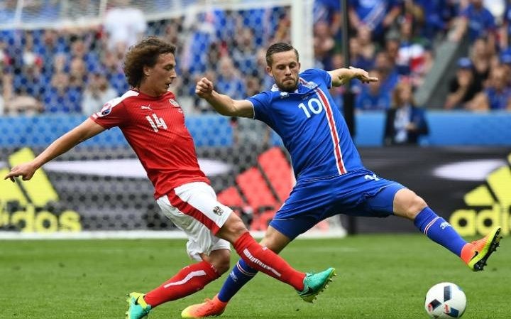 Euro 2016 Iceland 2 - 1 Ao: Chien thang bat ngo-Hinh-7