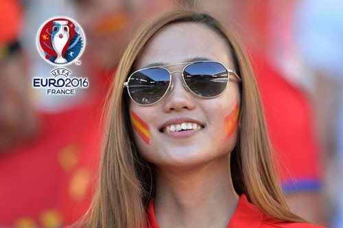 Ve dep cua nu CDV Tay Ban Nha tren khan dai Euro 2016-Hinh-8