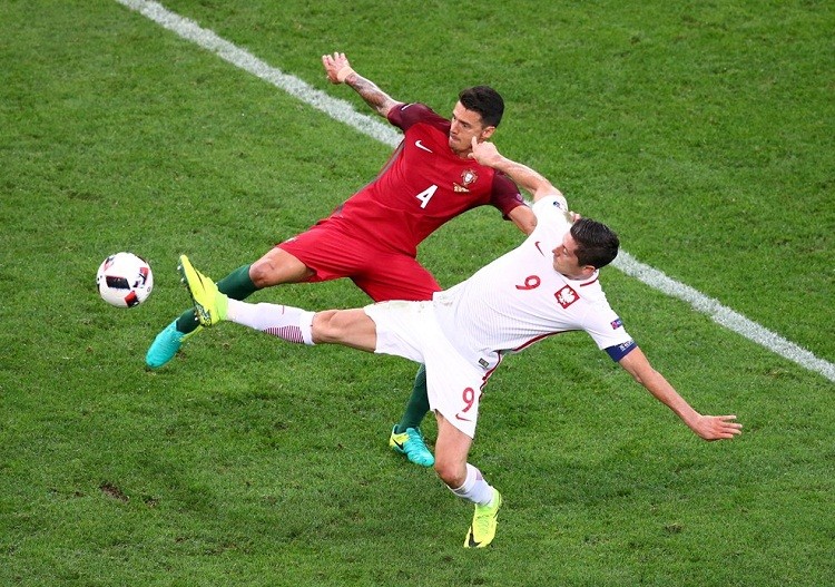 Euro 2016 Ba Lan 3-5 Bo Dao Nha: Diem sang Renato Sanches-Hinh-11