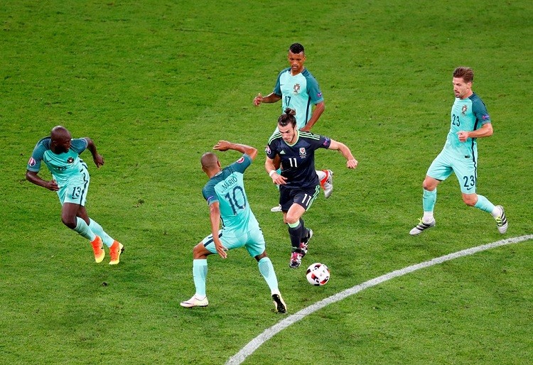 Euro 2016 Bo Dao Nha 2-0 Xu Wales: Ronaldo di vao lich su-Hinh-13