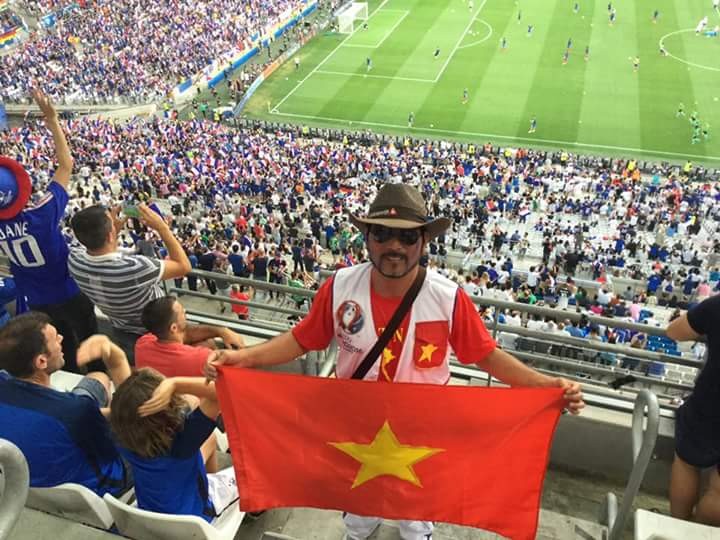 Nhung CDV Viet Nam hoa nhip cung Euro 2016 tren dat Phap