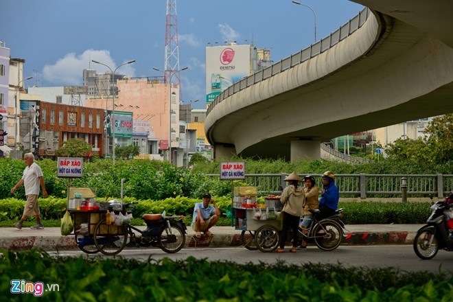 Cuoc muu sinh cua nhung nguoi o SG khong nghi le 2/9-Hinh-5