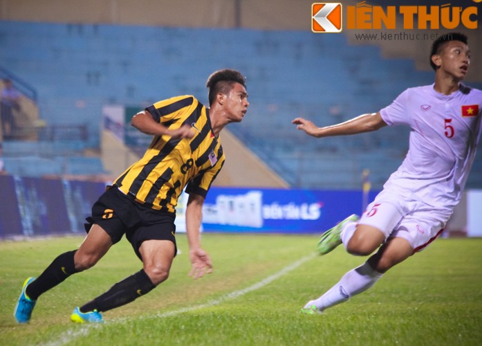 Thang Malaysia  3-1 U19 Viet Nam xay vung ngoi dau-Hinh-10