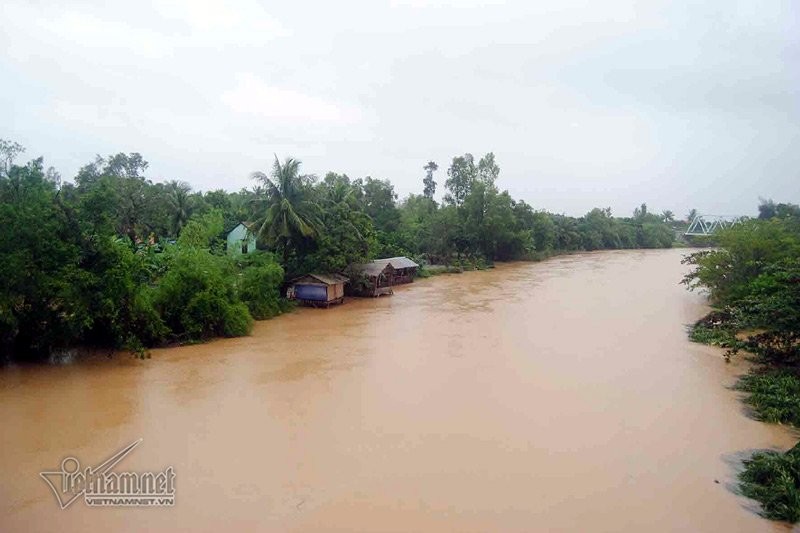 Hang tram ho dan tai Quang Binh lai ngap trong lu-Hinh-3