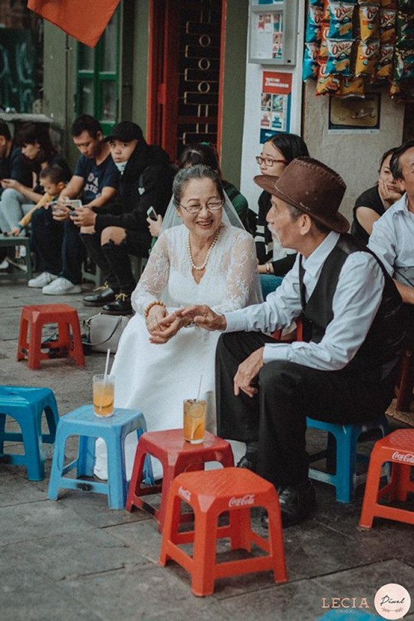 “Ong ba anh” di xe BMW, uong tra chanh duoc nguong mo-Hinh-5