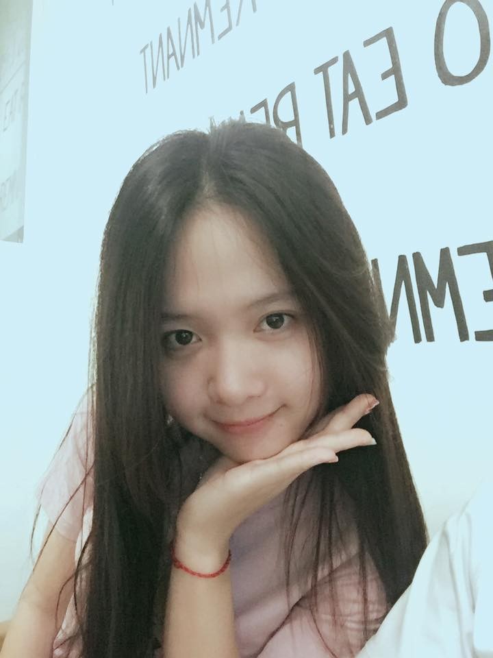 Selfie ngoai san bong, hot girl Sai thanh khien dan mang chao dao-Hinh-7