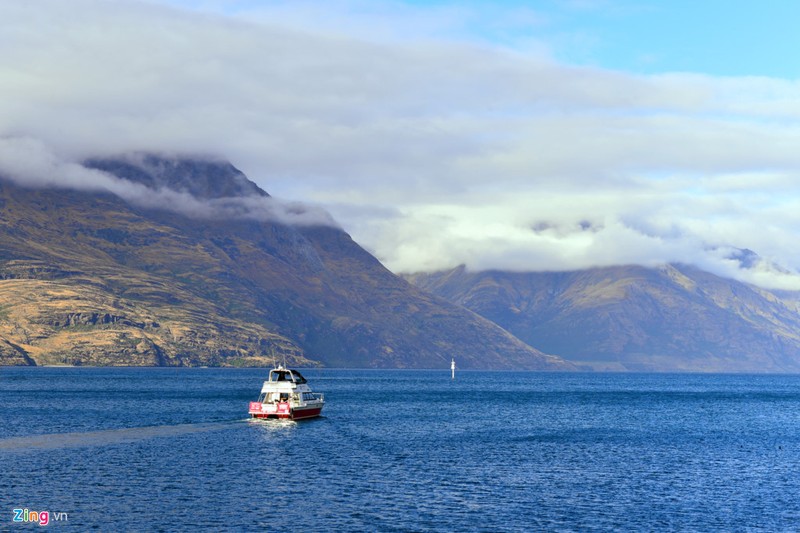 Du hi o ho dai nhat New Zealand tren con tau tram tuoi-Hinh-4