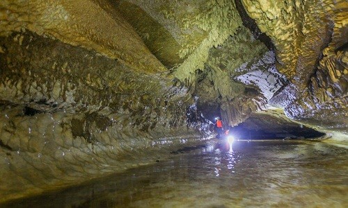 To da, nhu da hang nghin nam trong hang &quot;Son Doong cua Ba Be&quot;-Hinh-7