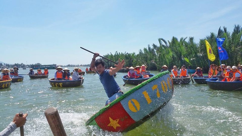 Kham pha rung dua Bay Mau - “mien Tay” thu nho trong long Hoi An-Hinh-7