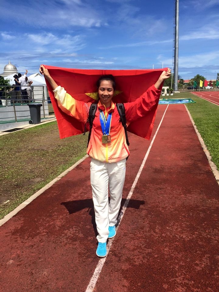 “Nu hoang toc do VN” khien bao gioi SEA Games 29 kinh ngac-Hinh-8