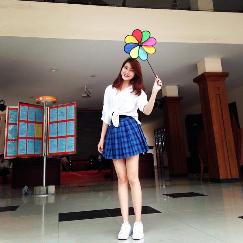 9X Quang Nam va duong tro thanh hot girl trieu like cung FAPTV-Hinh-3