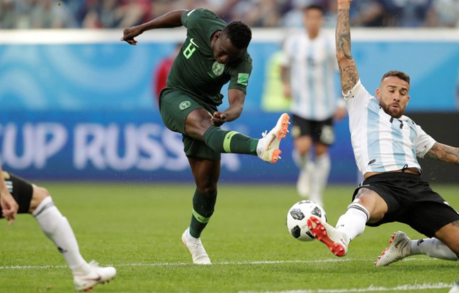 Messi loai Nigeria, giup Argentina lach qua cua hep-Hinh-5