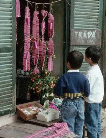 Dan mang hoai niem voi quan hang cua Ha Noi xua-Hinh-7