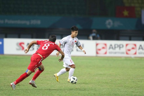 Van Toan lap cong dua Olympic Viet Nam vao ban ket Asiad 2018-Hinh-7