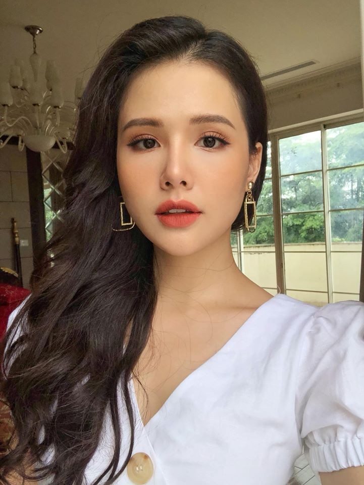 Hot girl Phanh Lee khien CDM noi song khi khoe “sac” cuc dinh-Hinh-3