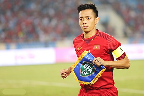 Cai ten nao duoc goi phuc vu AFF Cup 2018 canh dan U23 Viet Nam?-Hinh-3