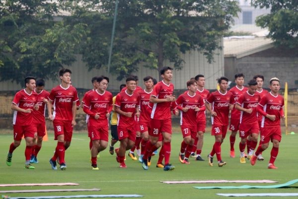 Hang cong DT Viet Nam khien moi doi thu AFF Cup 2018 phai kinh hai