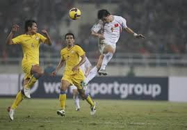 Nhin lai hanh trinh len ngoi vuong cua DT Viet Nam tai AFF Cup 2008-Hinh-13