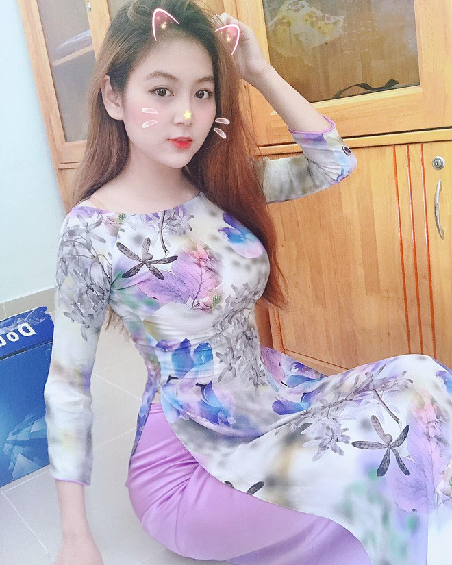 Nu giao vien bi dan mang chi trich vi tung lam nguoi mau noi y-Hinh-2