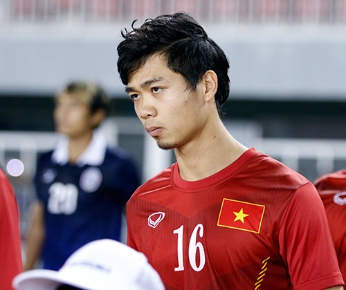 Doi hinh sieu tan cong cua DT Viet Nam tai mo man AFF Cup 2018-Hinh-10