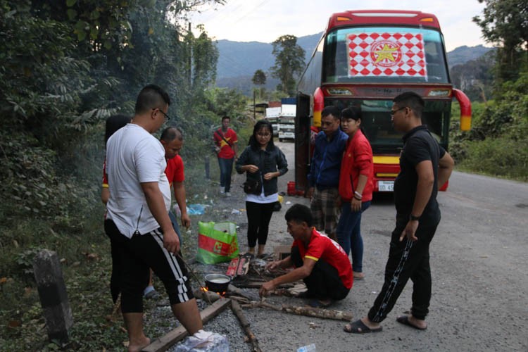 CDV Viet Nam gap bien khi di co vu AFF Cup 2018 tai Lao-Hinh-2