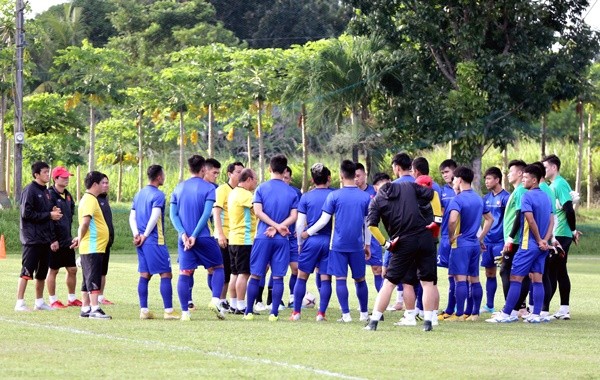 Doi tuyen Viet Nam doi mua cho dau Philippines o AFF Cup 2018