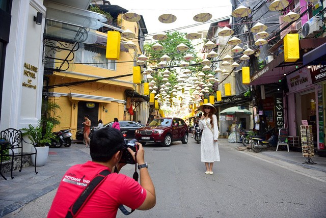 Gioi tre Ha Noi khoe anh pho Non la “xin xo” chang kem Hoi An-Hinh-10